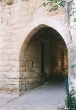 Baakleen, entrance