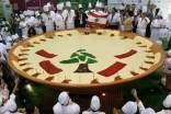 Lebanon Enter Guiness World record book with his Hummos